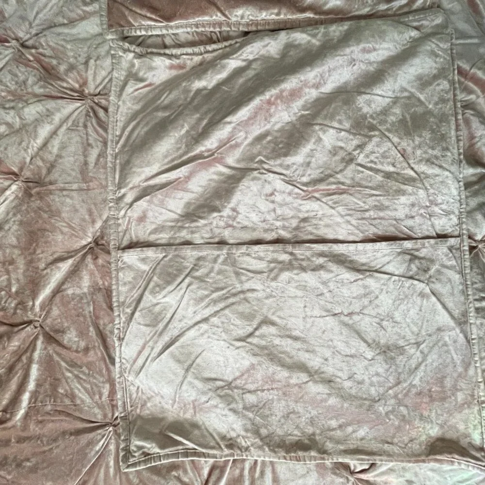 Z Gallerie Rose Velvet Duvet & Sham Set – Gorgeous, Luxurious